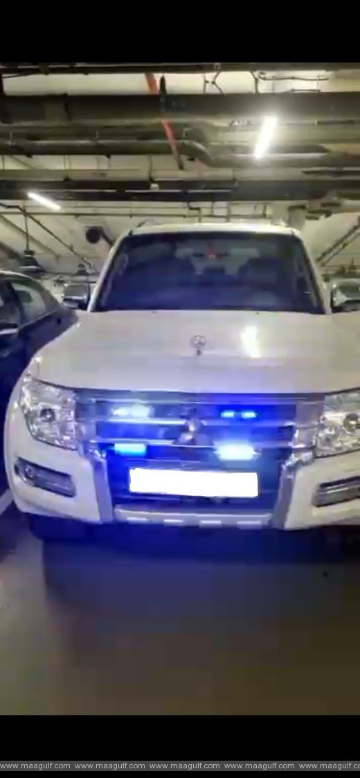 Dubai Police warns Against Using Police Emergency Strobe Lights